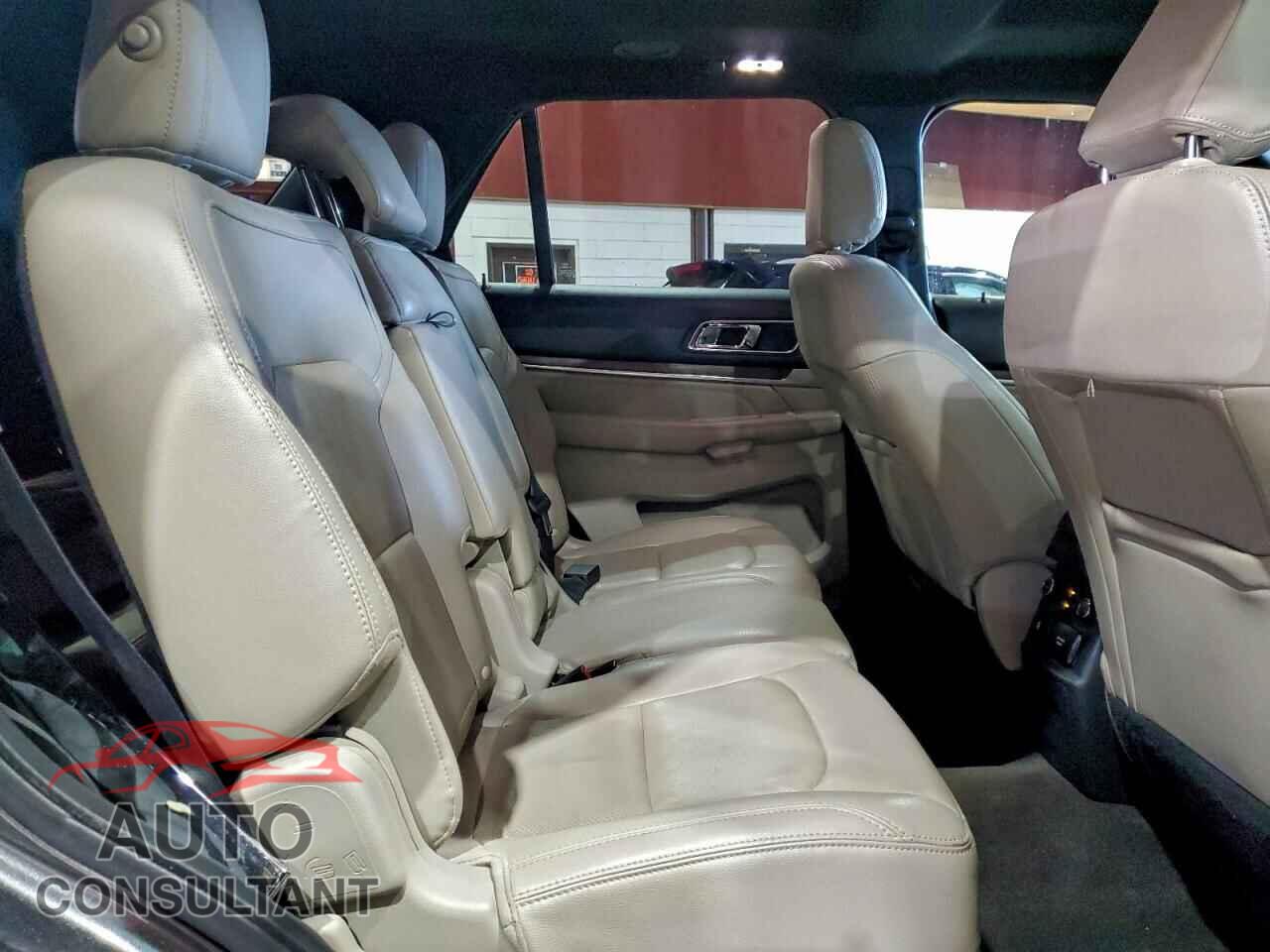 FORD EXPLORER 2018 - 1FM5K7F82JGB91382