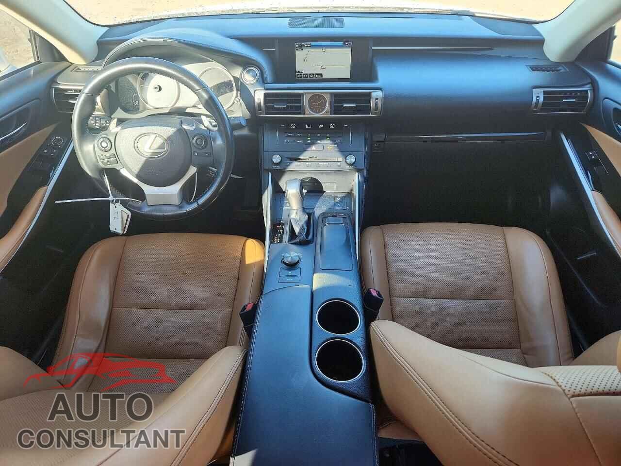 LEXUS IS 2015 - JTHBF1D21F5077589