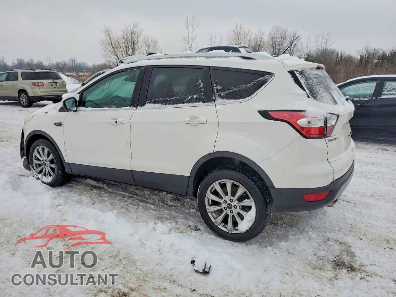FORD ESCAPE 2017 - 1FMCU9JD6HUE14813
