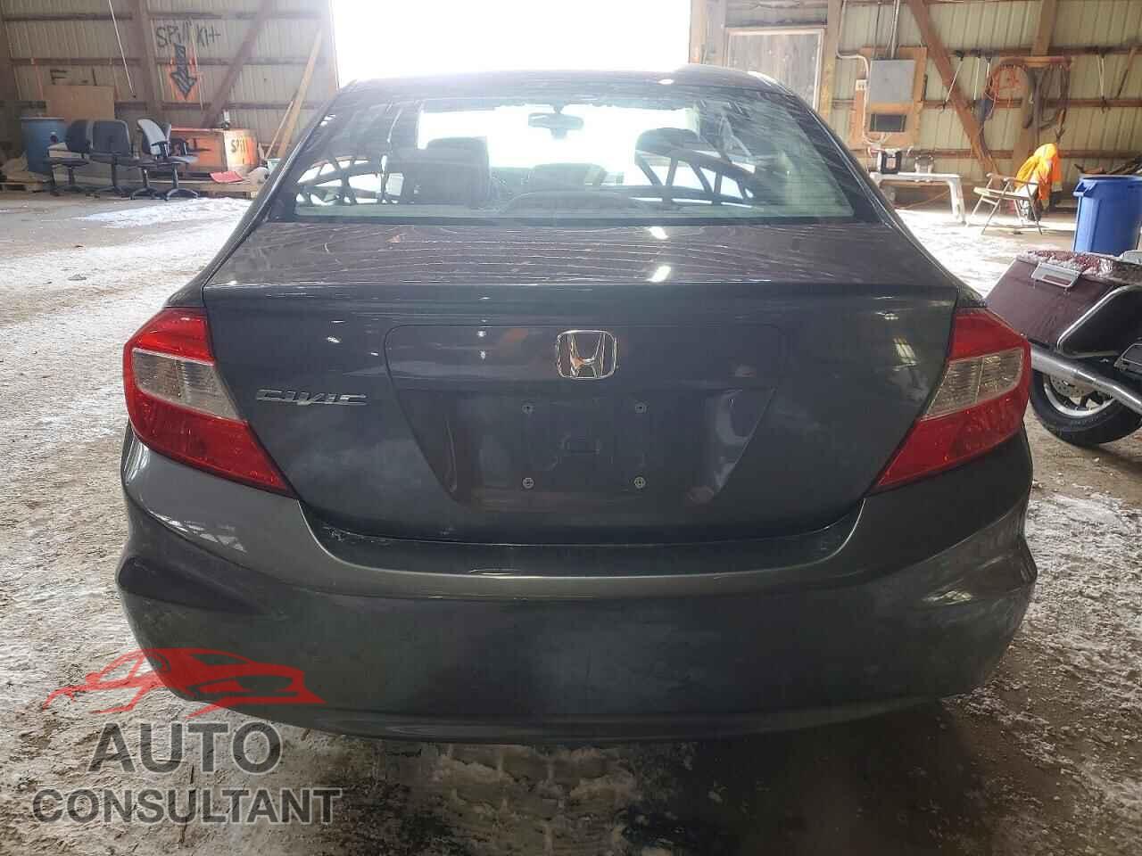 HONDA CIVIC 2012 - 2HGFB2F45CH034768
