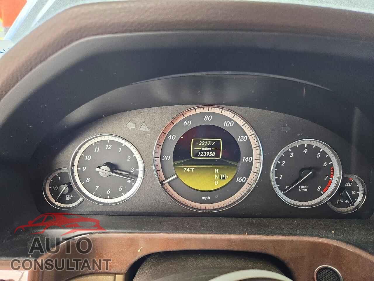 MERCEDES-BENZ E-CLASS 2012 - WDDHF5KBXCA547343