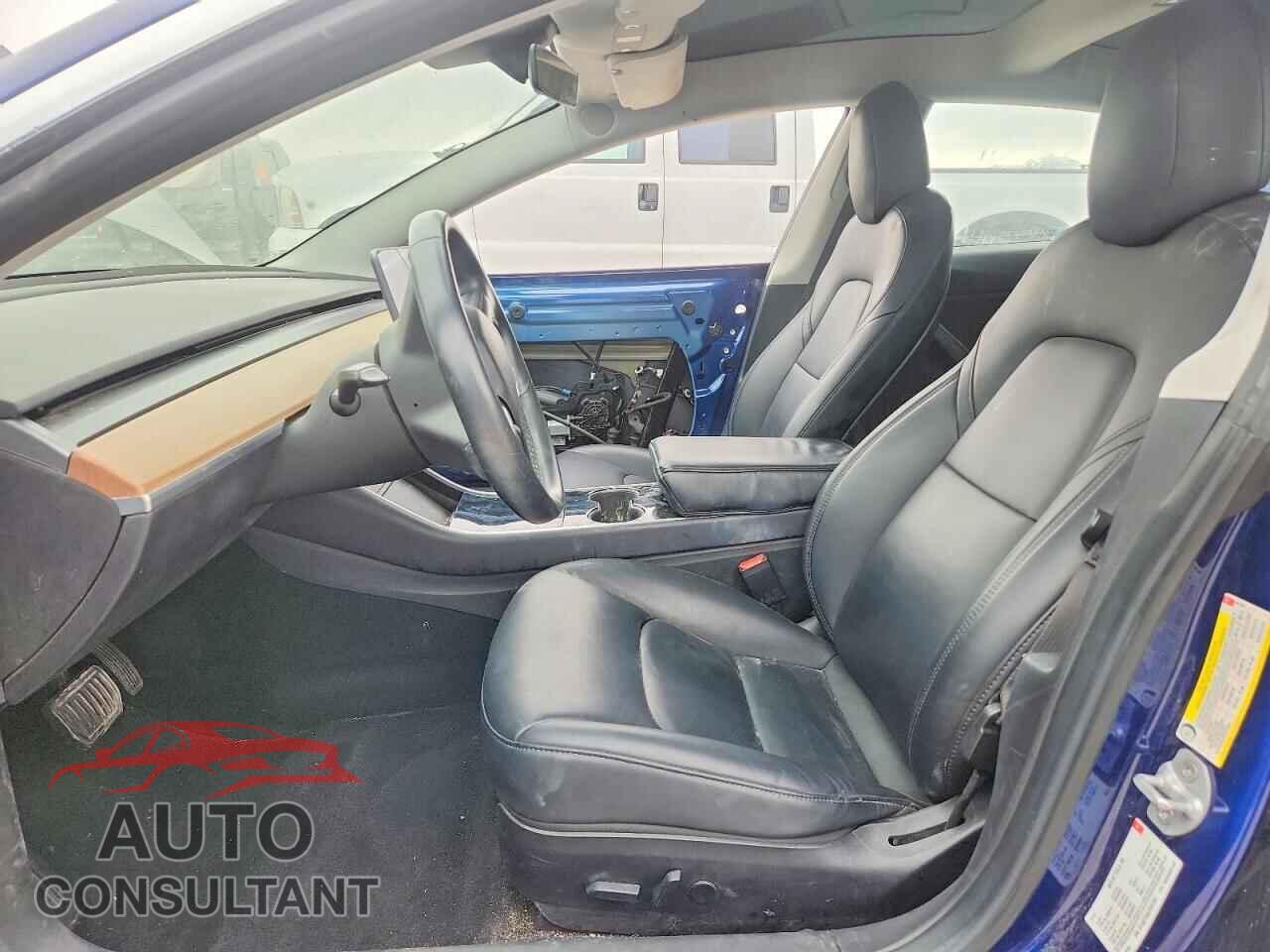 TESLA MODEL 3 2018 - 5YJ3E1EA8JF041291