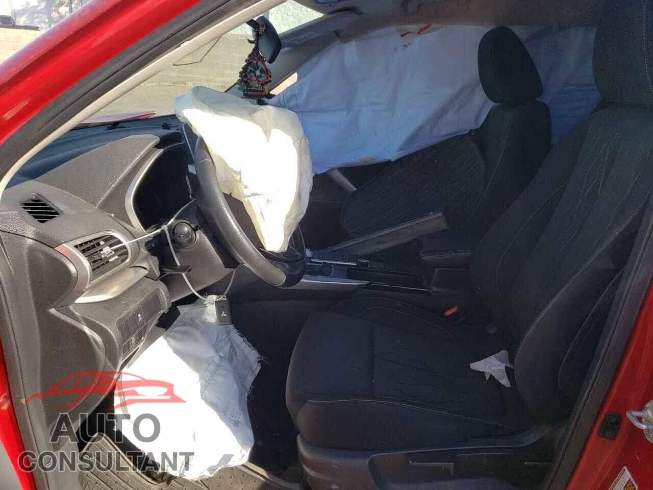 MITSUBISHI ECLIPSE 2018 - JA4AT5AA4JZ039469