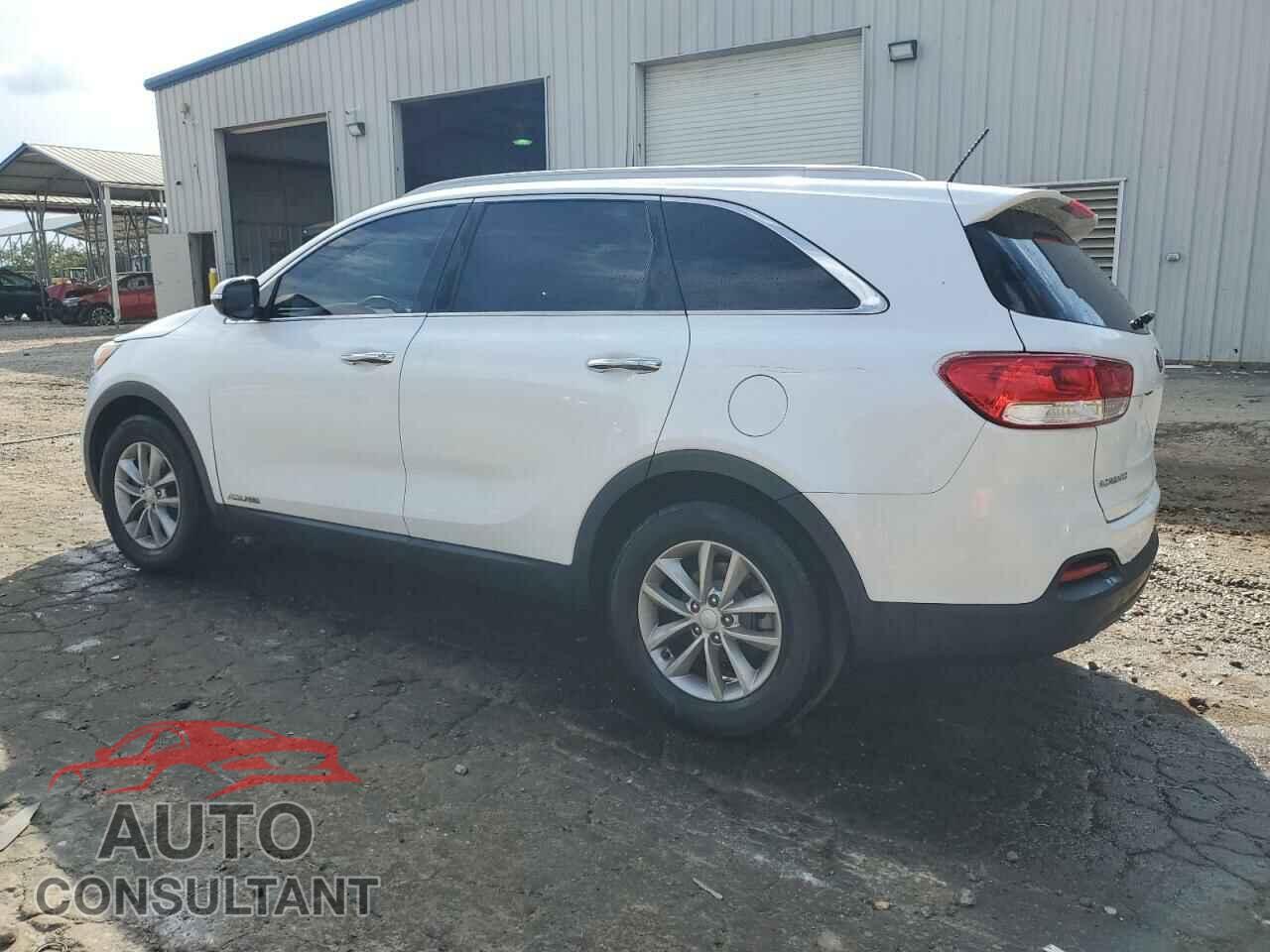 KIA SORENTO 2018 - 5XYPGDA59JG394847