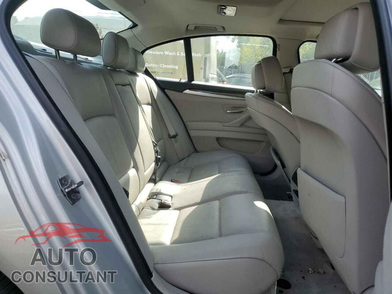 BMW 5 SERIES 2012 - WBAXH5C59CDW02305