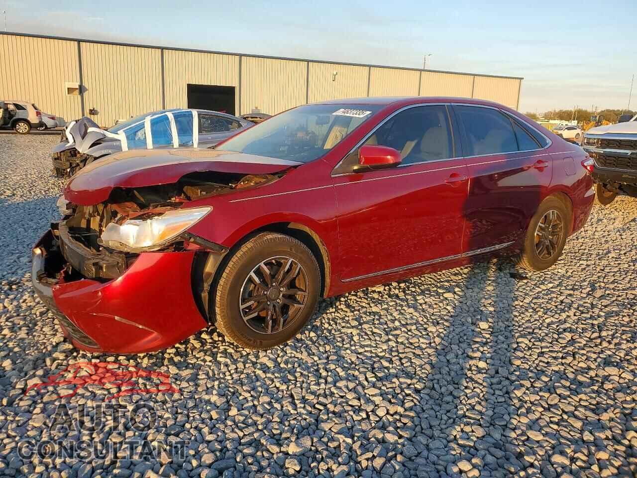 TOYOTA CAMRY 2017 - 4T1BF1FK2HU738369