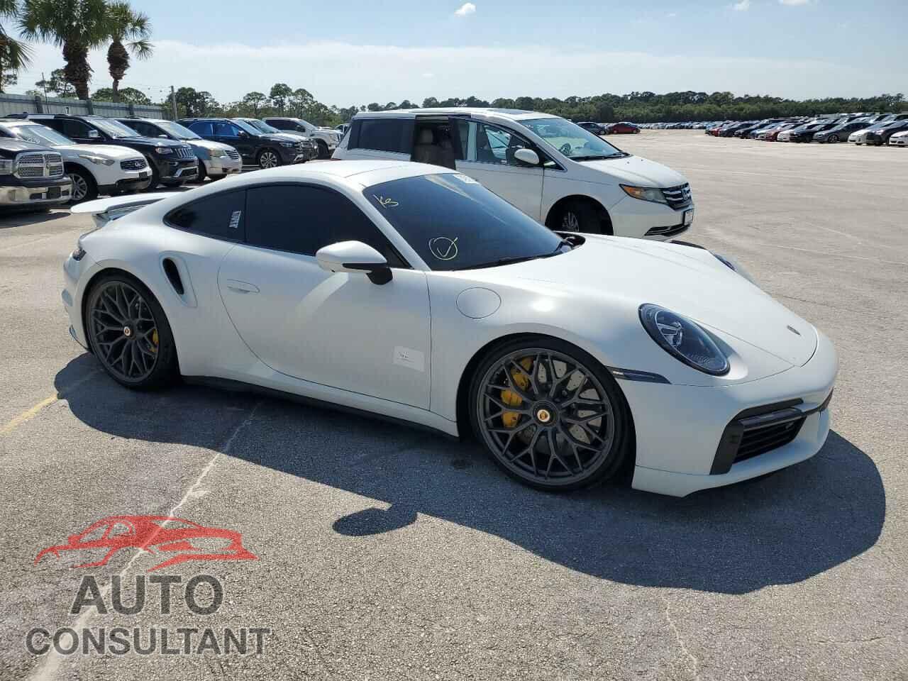 PORSCHE 911 2021 - WP0AD2A97MS257233