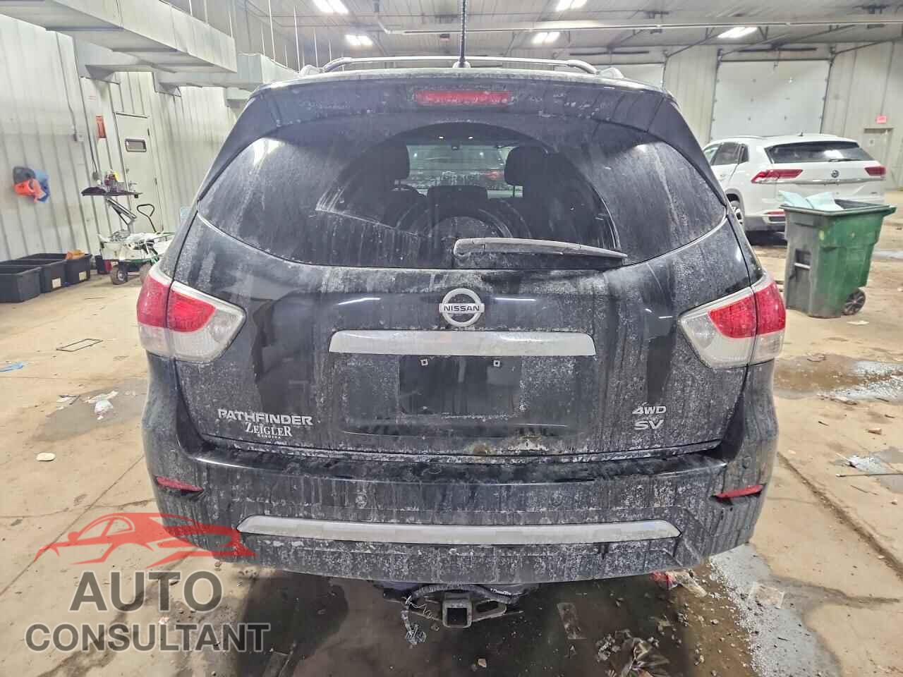 NISSAN PATHFINDER 2013 - 5N1AR2MM4DC645138