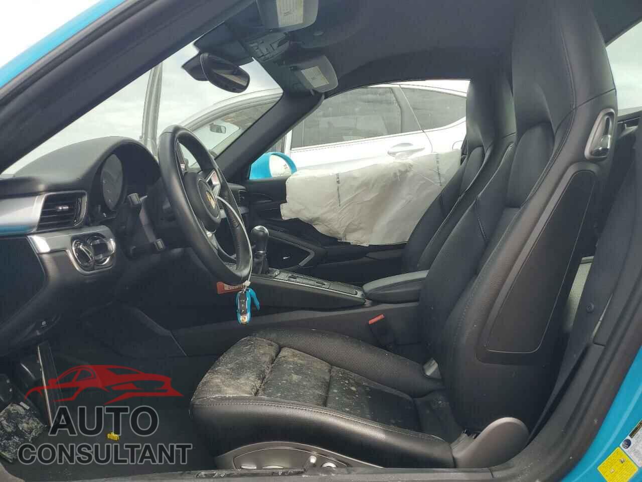PORSCHE 911 2017 - WP0BB2A98HS136078