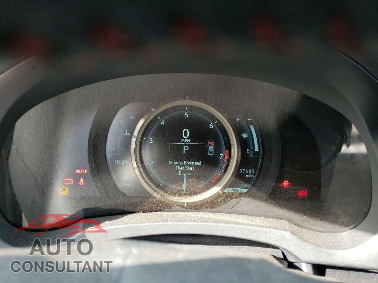 LEXUS IS 2019 - JTHC81D22K5035120
