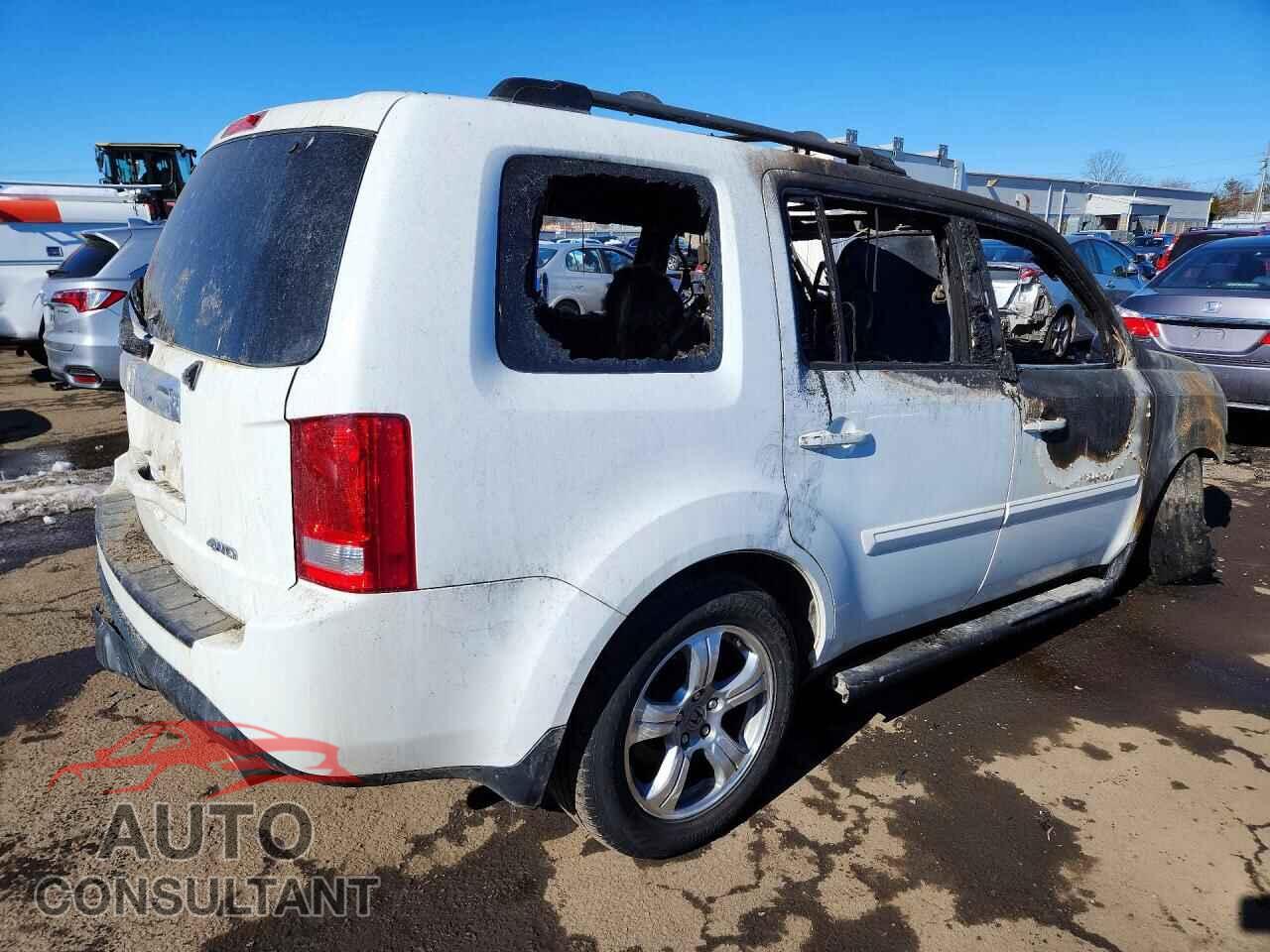 HONDA PILOT 2013 - 5FNYF4H55DB053244