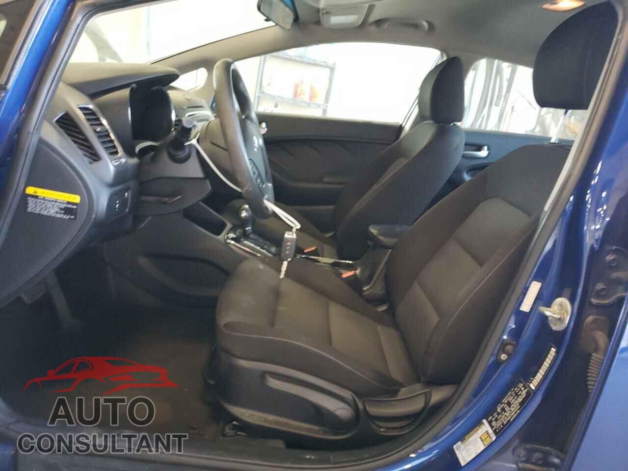 KIA FORTE 2017 - 3KPFK4A75HE014101
