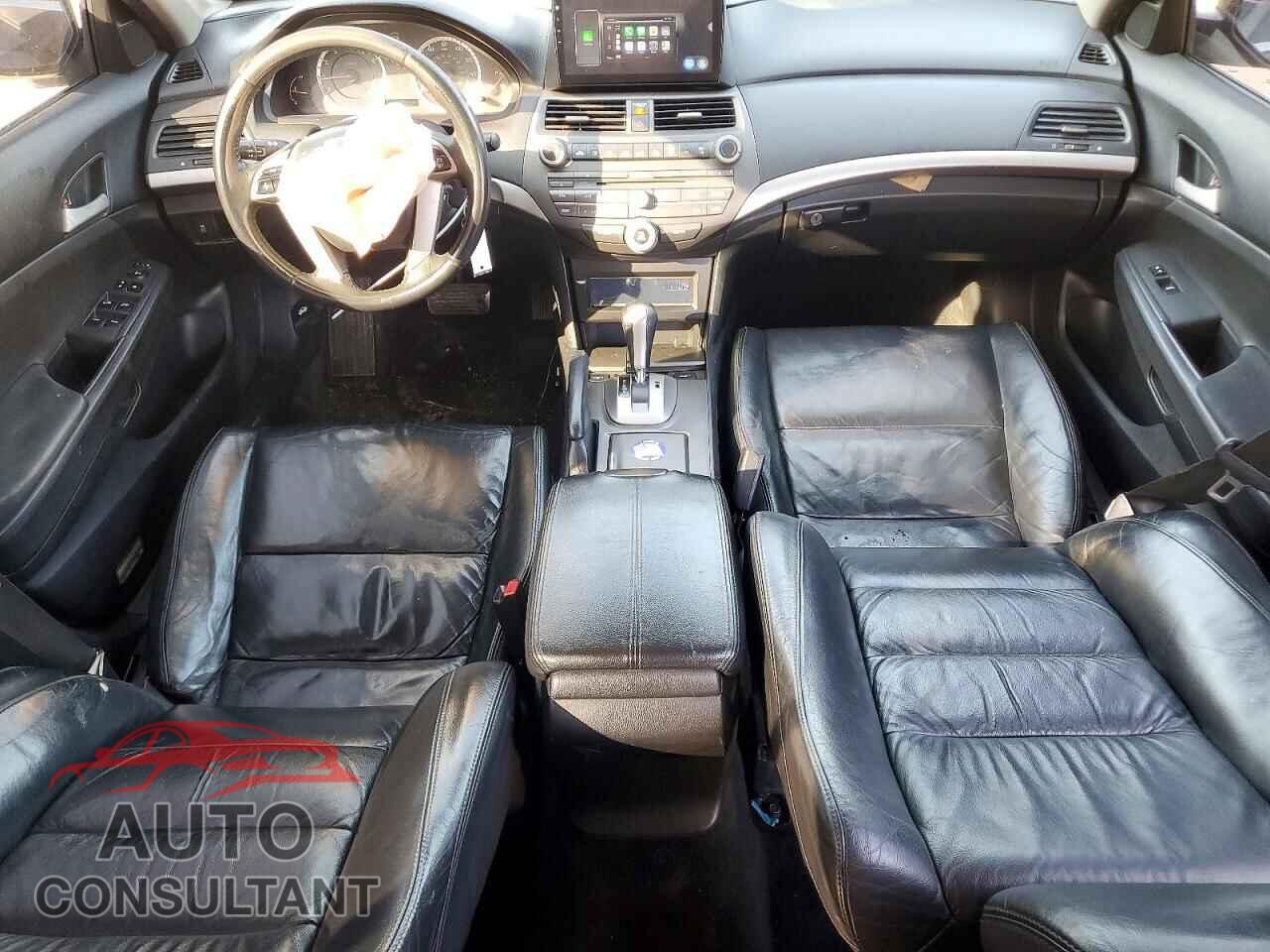 HONDA ACCORD 2011 - 1HGCP2F61BA109050