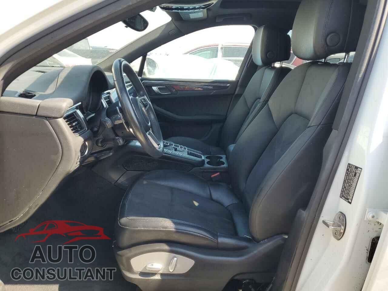 PORSCHE MACAN 2018 - WP1AA2A56JLB21623