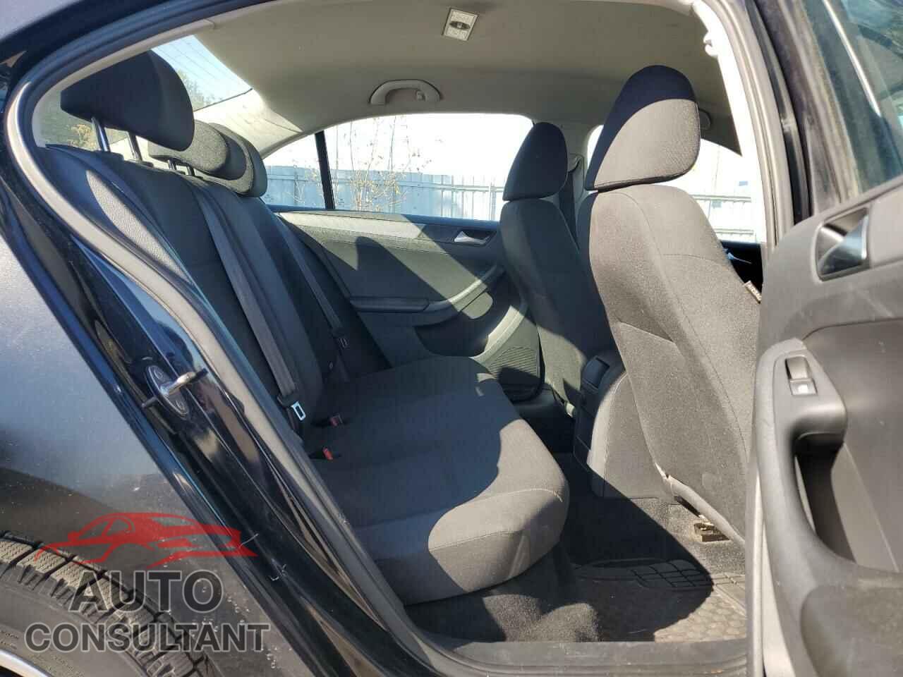 VOLKSWAGEN JETTA 2017 - 3VW2B7AJ3HM306585