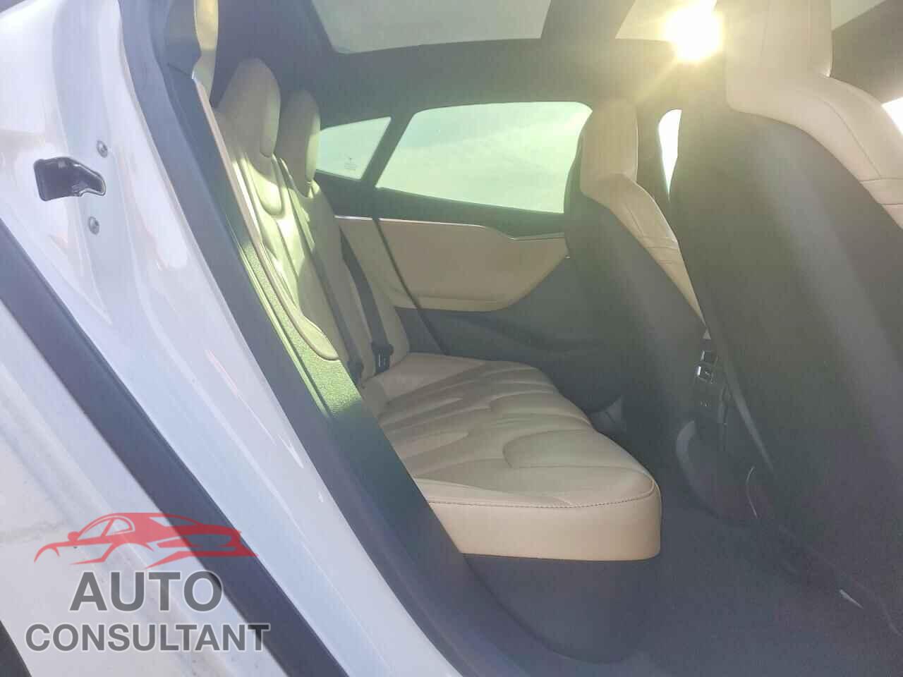TESLA MODEL S 2016 - 5YJSA1E14GF157121