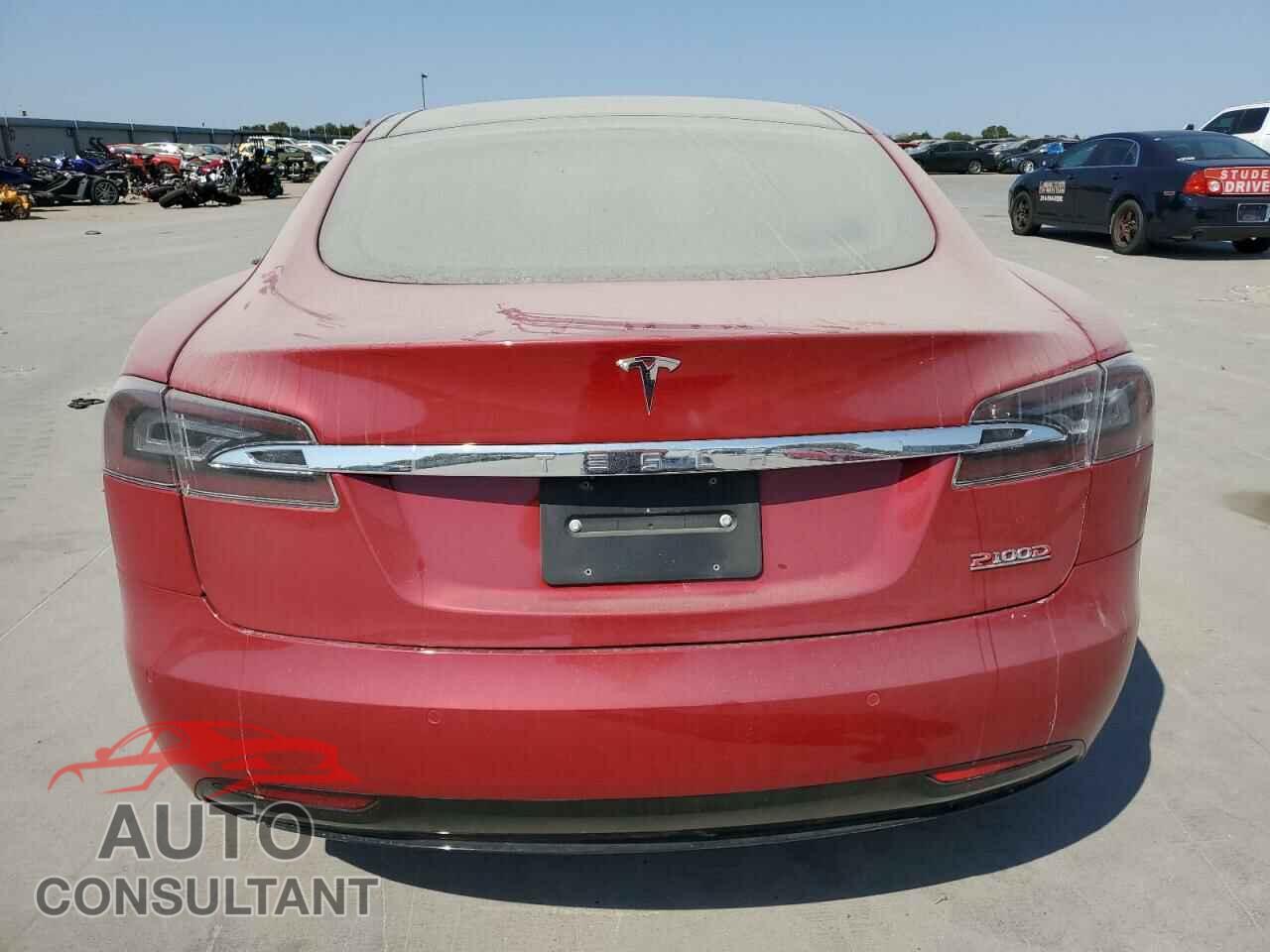 TESLA MODEL S 2016 - 5YJSA1E40GF162519