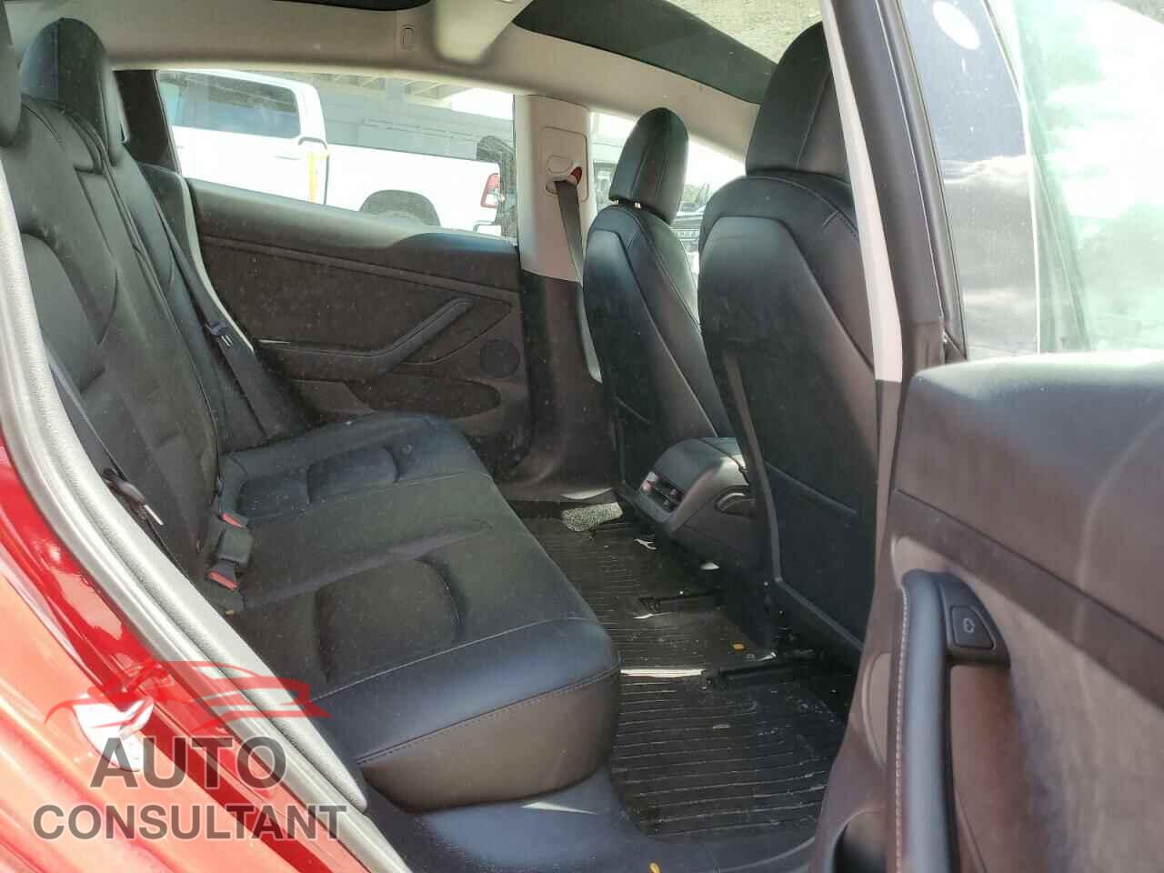 TESLA MODEL 3 2021 - 5YJ3E1EB2MF035449