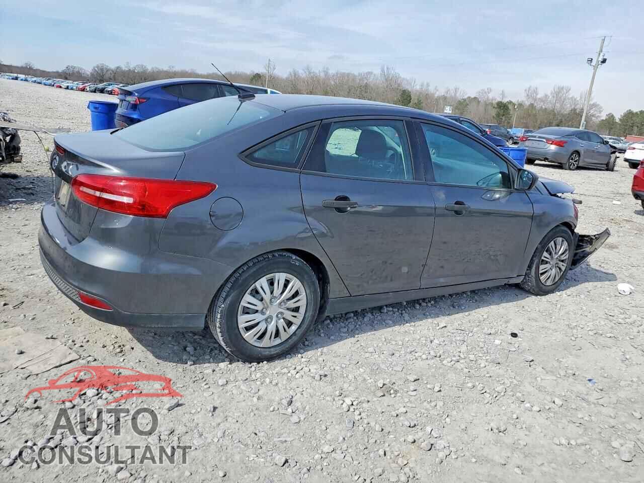 FORD FOCUS 2017 - 1FADP3E26HL305754
