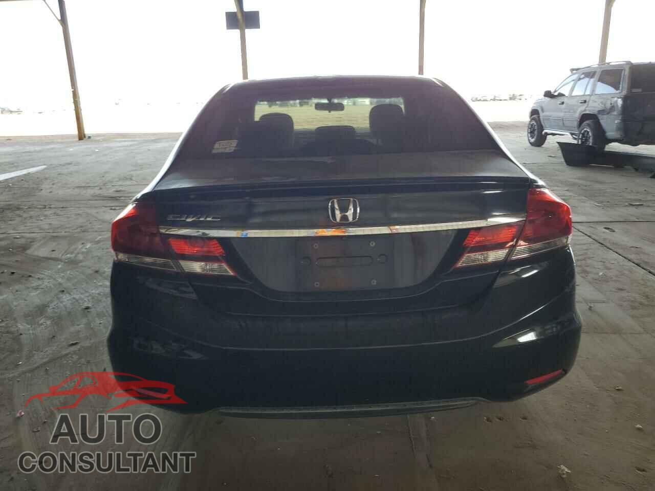 HONDA CIVIC 2013 - 2HGFB2F84DH538975