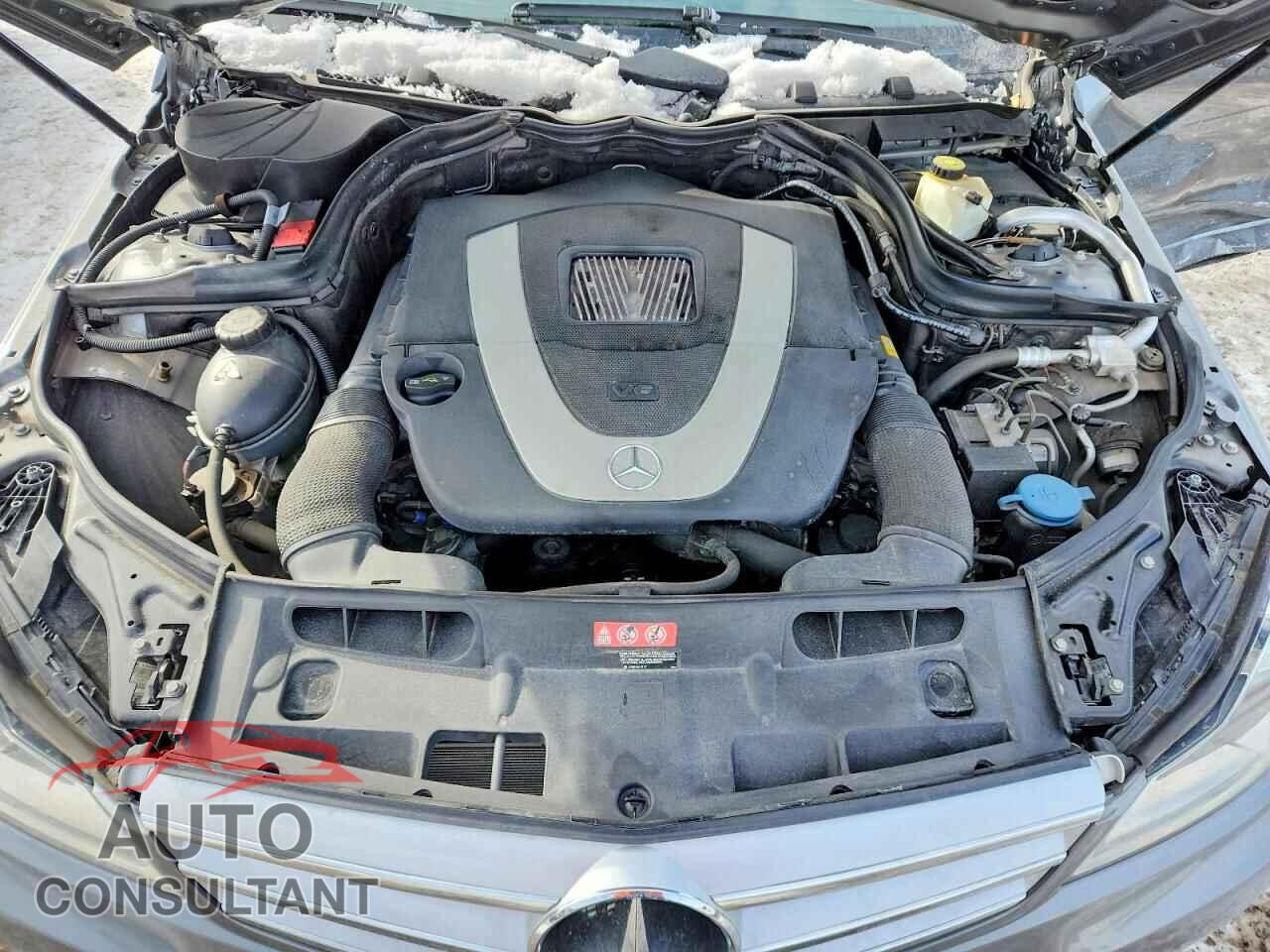 MERCEDES-BENZ C-CLASS 2012 - WDDGF8FB8CA688743