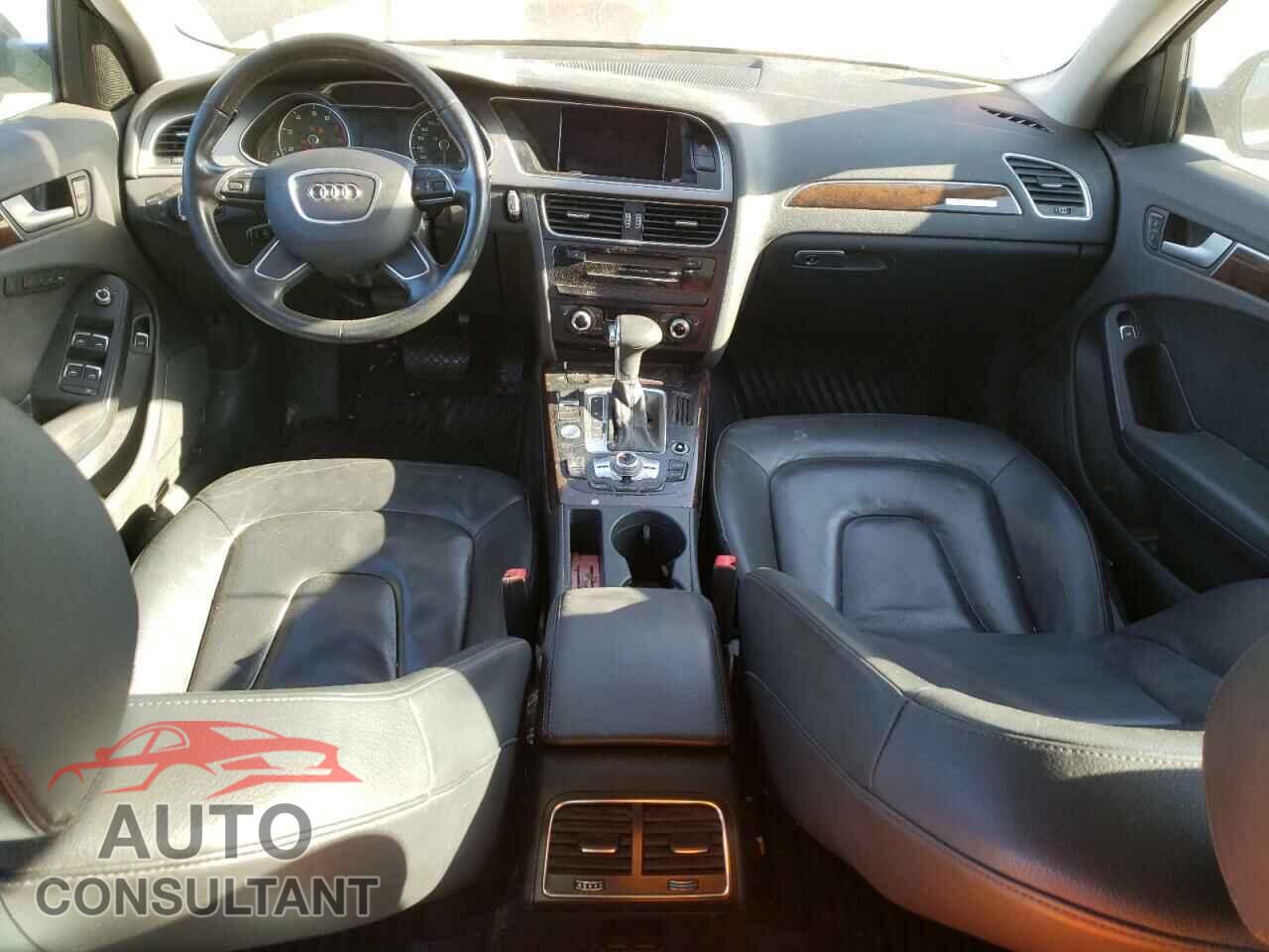 AUDI A4 2013 - WAUFFAFL2DN045561