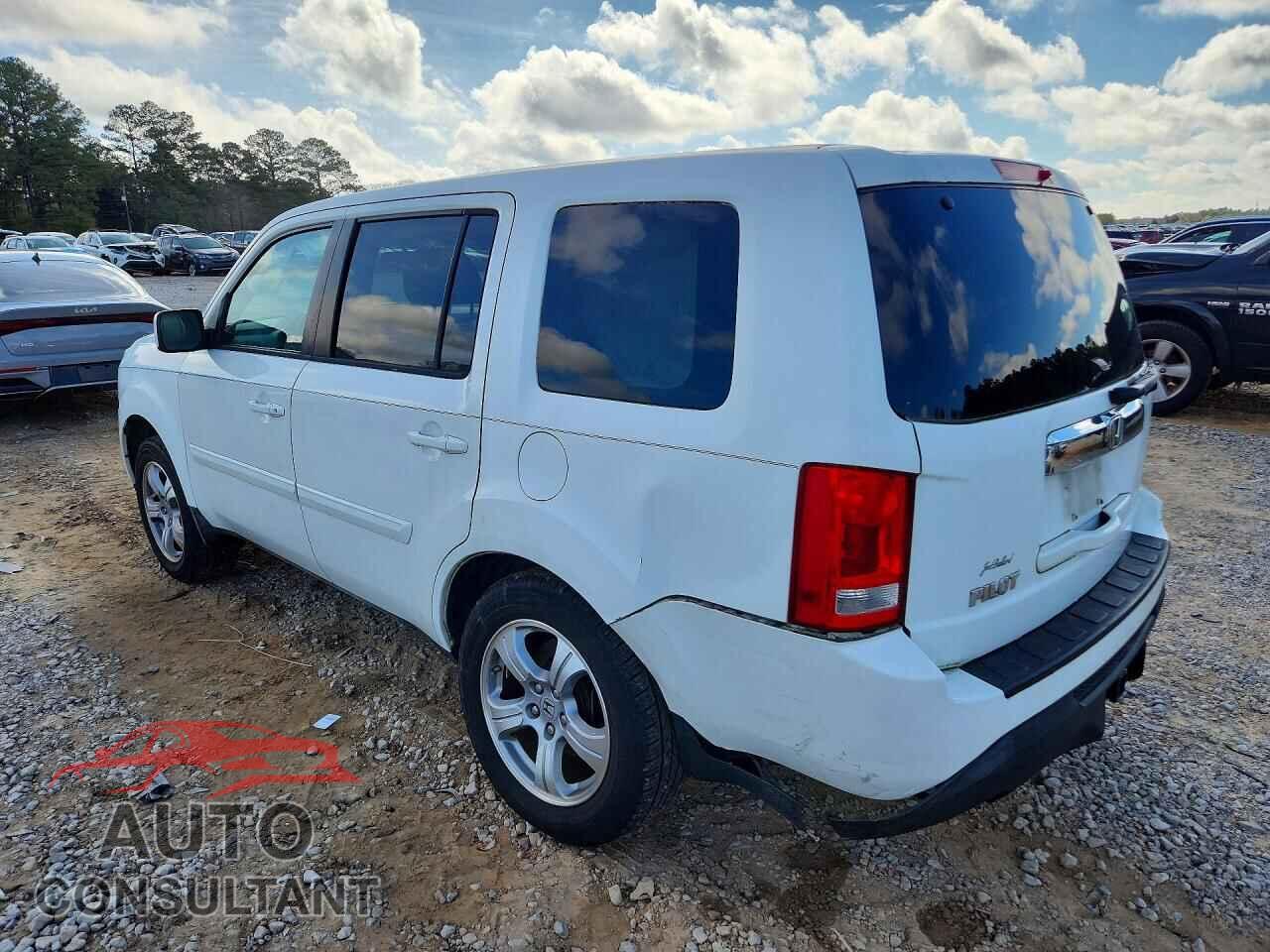 HONDA PILOT 2014 - 5FNYF3H52EB027695