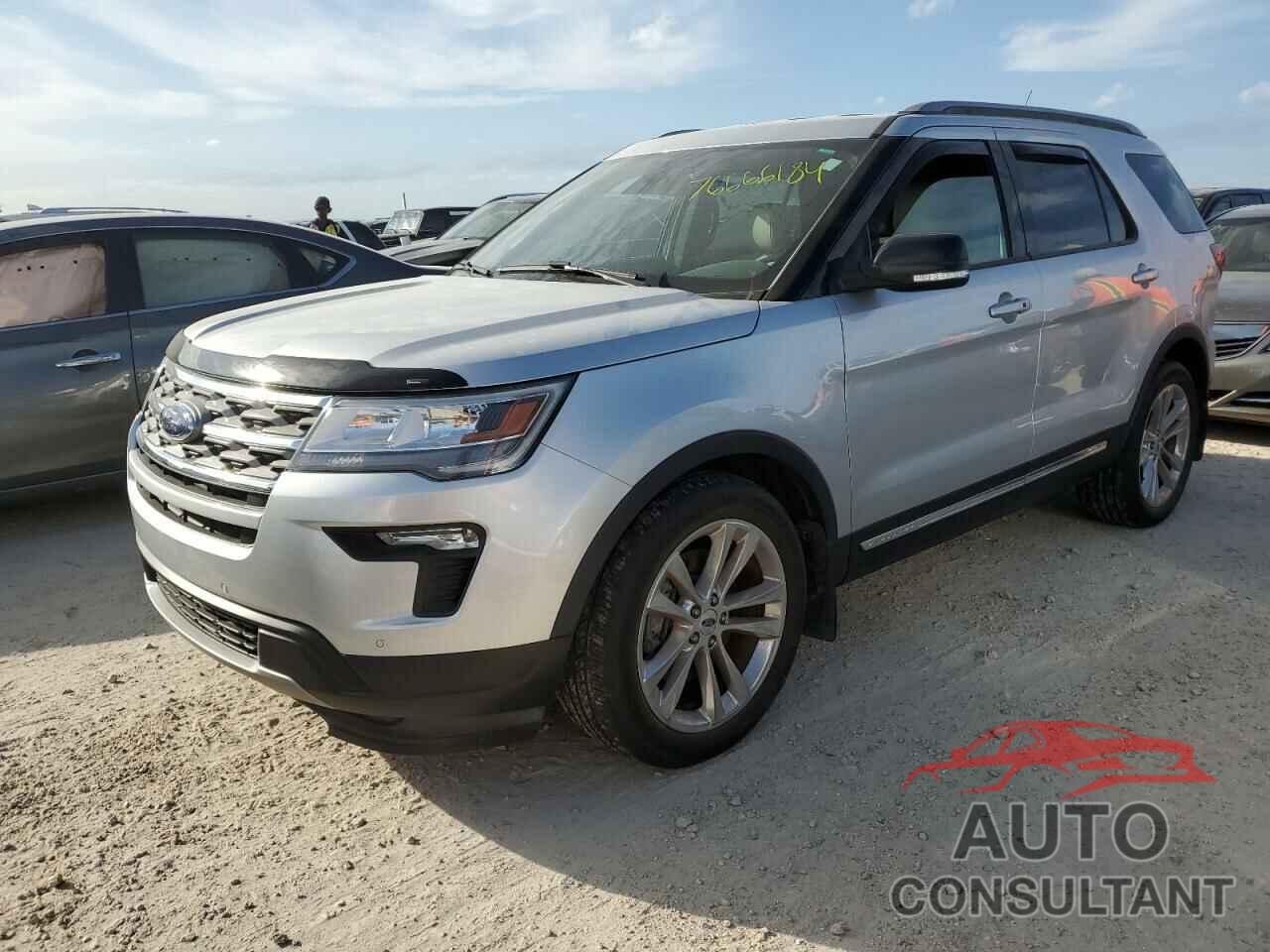 FORD EXPLORER 2018 - 1FM5K7D85JGB97583