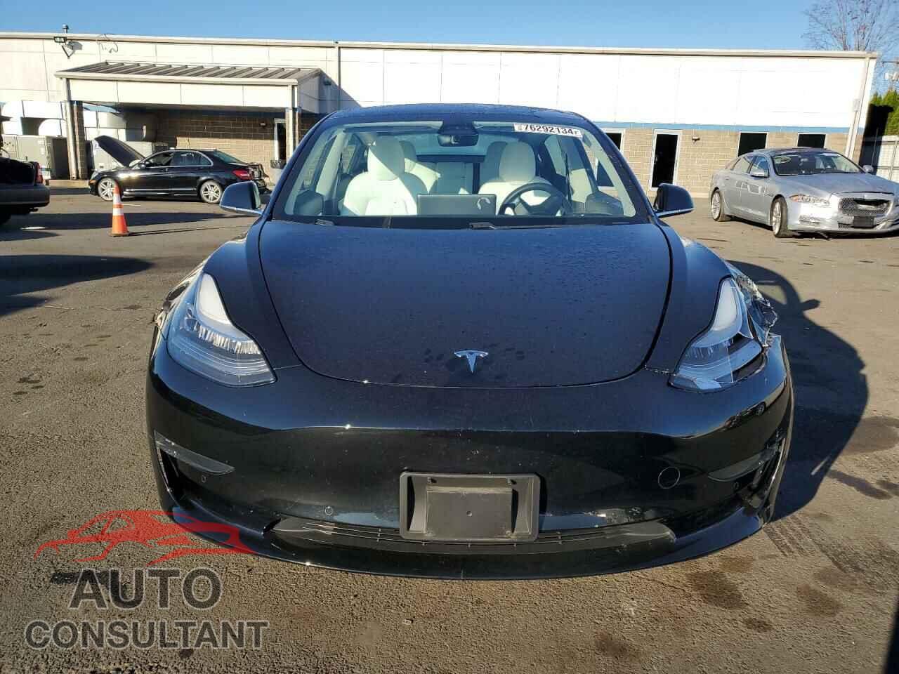 TESLA MODEL 3 2020 - 5YJ3E1EB5LF600940