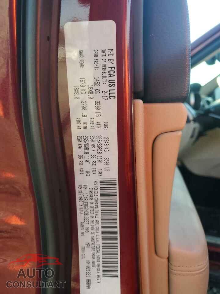 JEEP GRAND CHER 2017 - 1C4RJEBG7HC813227