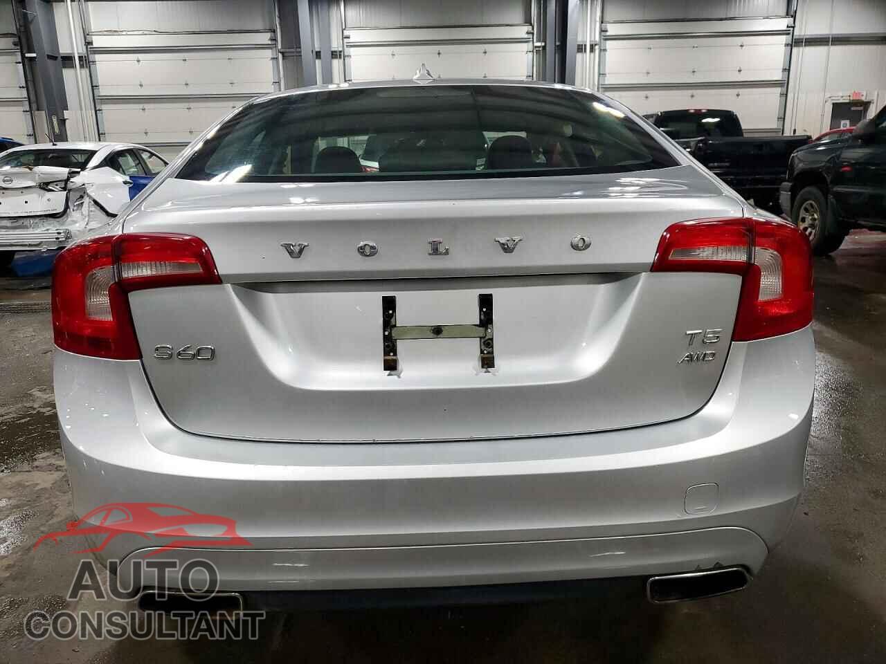 VOLVO S60 2014 - YV1612FH7E2276861