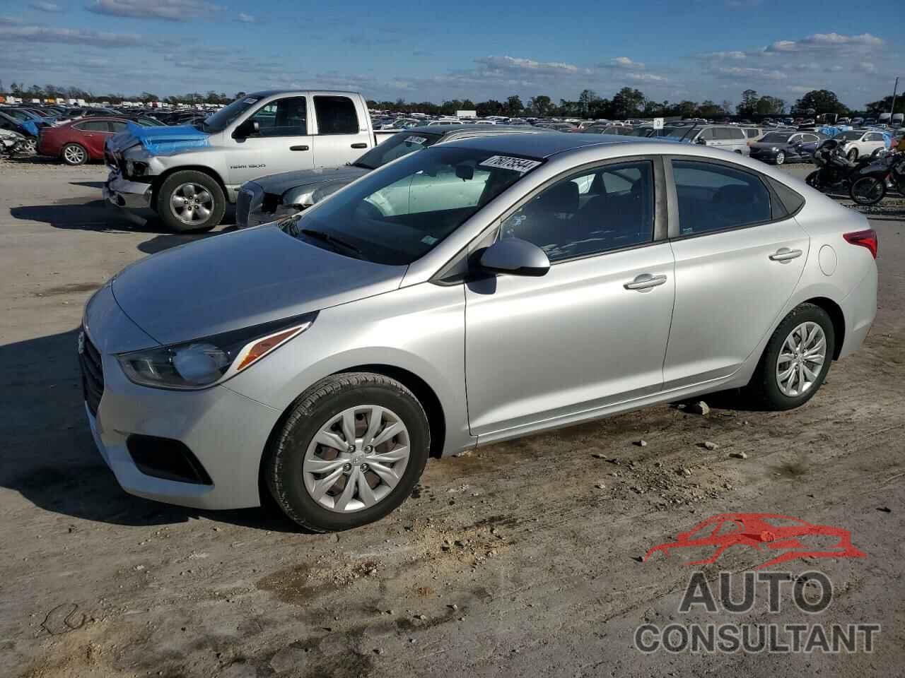 HYUNDAI ACCENT 2018 - 3KPC24A3XJE029067