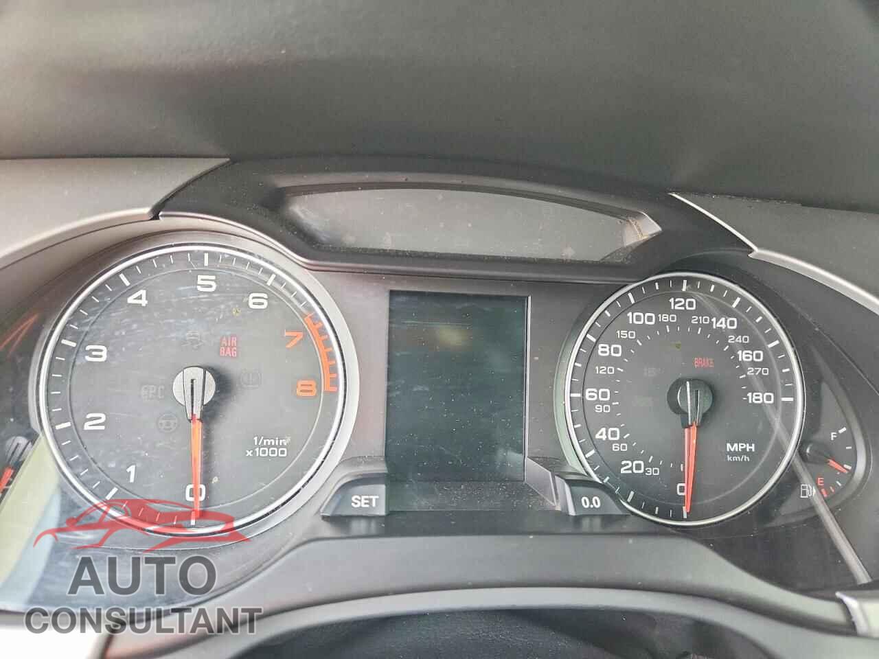 AUDI A4 2012 - WAUBFAFL9CN008178