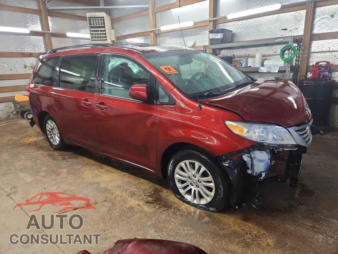 TOYOTA SIENNA 2013 - 5TDYK3DC9DS330015
