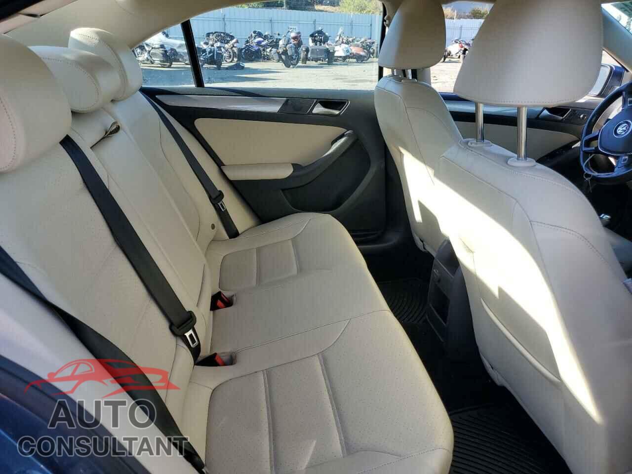 VOLKSWAGEN JETTA 2017 - 3VWDB7AJ5HM407474