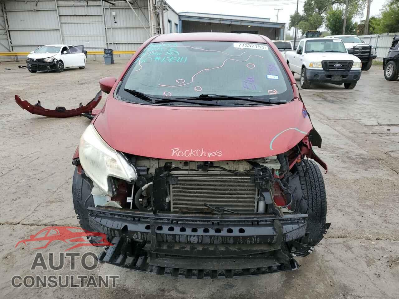 NISSAN VERSA 2015 - 3N1CE2CP4FL421639