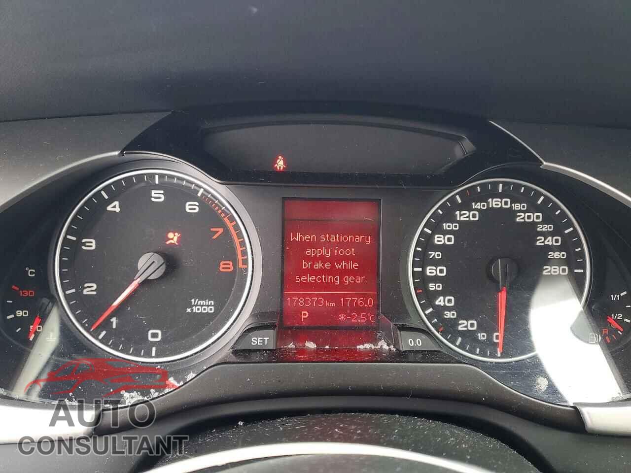 AUDI A4 2012 - WAUBFCFL1CA115700