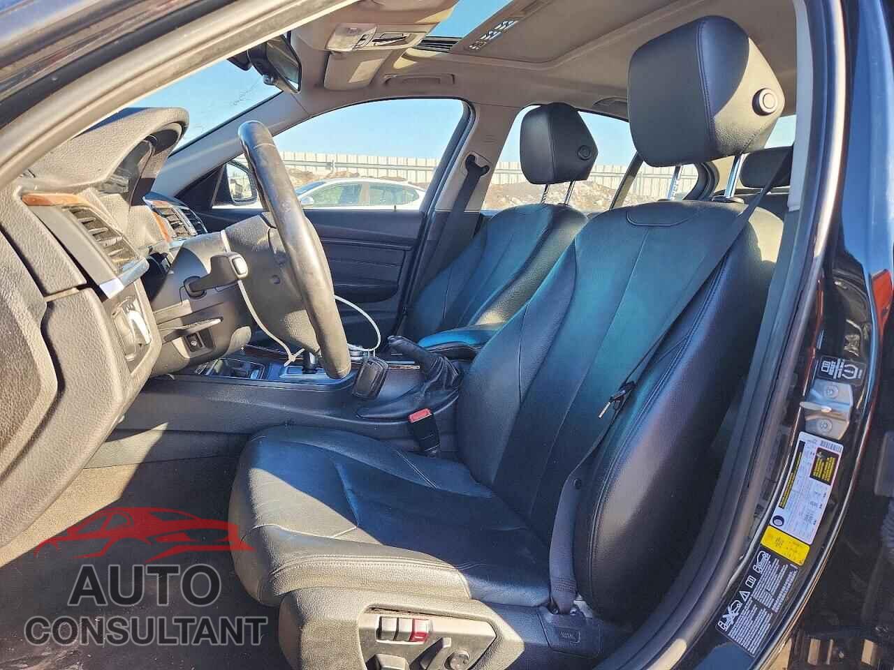 BMW 3 SERIES 2013 - WBA3B3C54DF537261