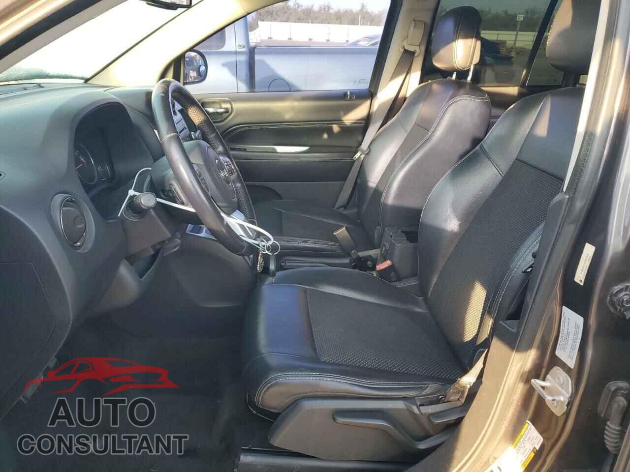 JEEP COMPASS 2016 - 1C4NJCEA1GD633437