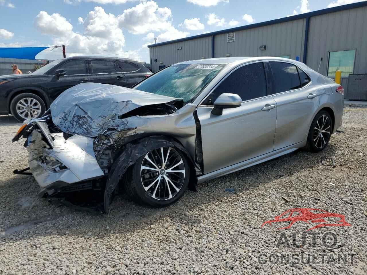 TOYOTA CAMRY 2019 - 4T1B11HK1KU809368