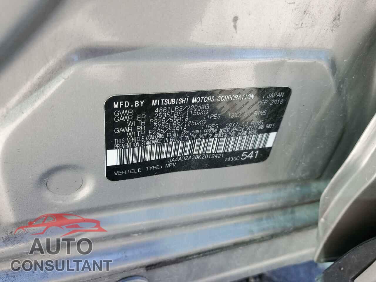 MITSUBISHI OUTLANDER 2019 - JA4AD2A38KZ012421