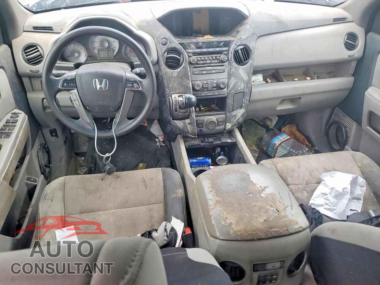 HONDA PILOT 2015 - 5FNYF3H37FB009676