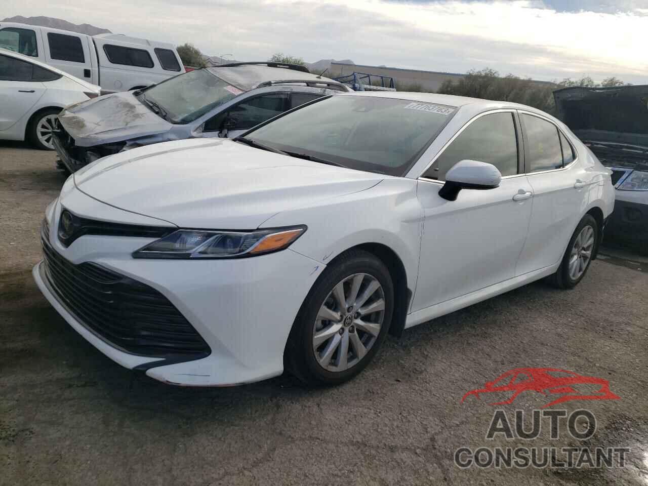 TOYOTA CAMRY 2020 - 4T1C11AKXLU965618