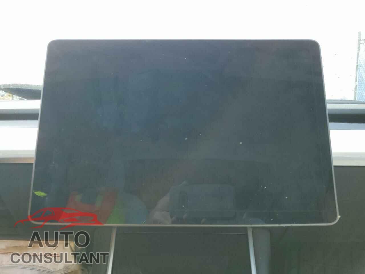 TESLA MODEL 3 2020 - 5YJ3E1EA8LF740911