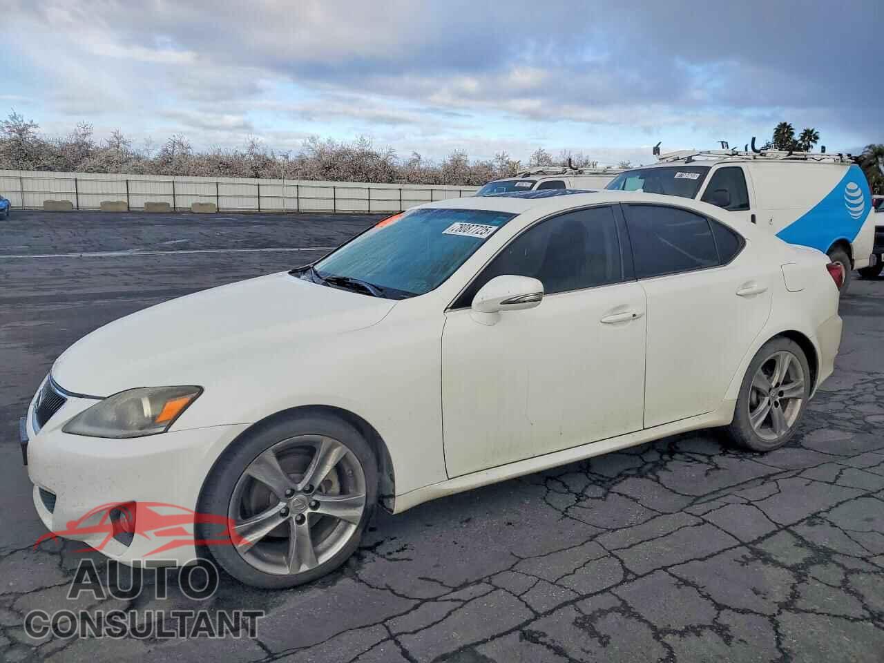 LEXUS IS 2012 - JTHBF5C24C5168103