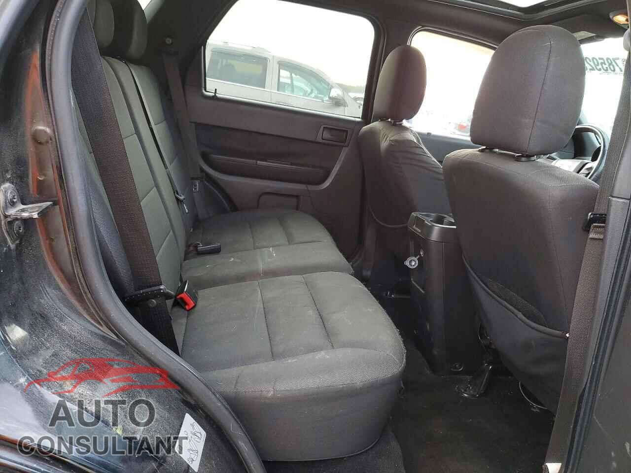 FORD ESCAPE 2011 - 1FMCU0DG2BKB09541