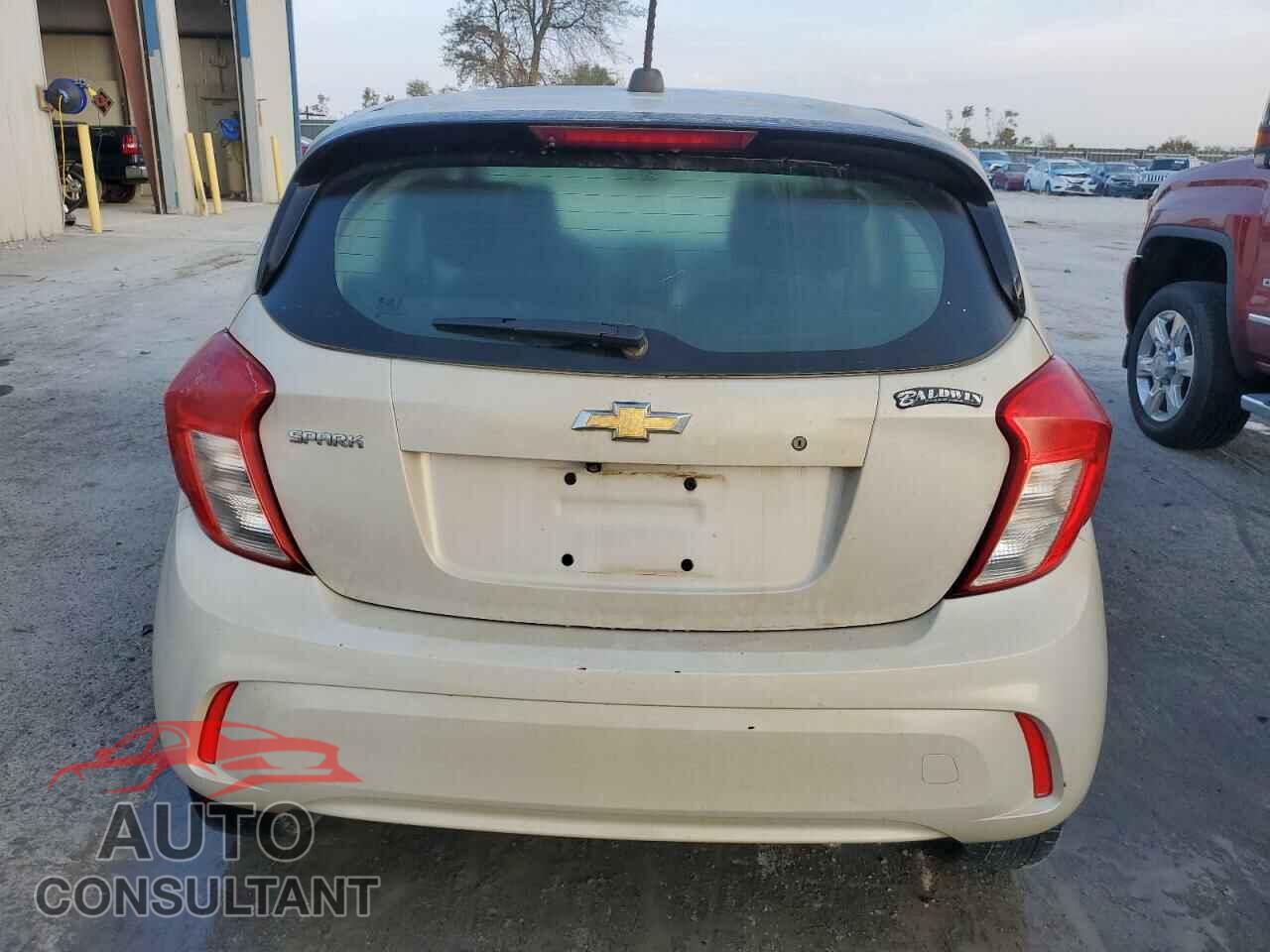 CHEVROLET SPARK 2017 - KL8CB6SA4HC743585