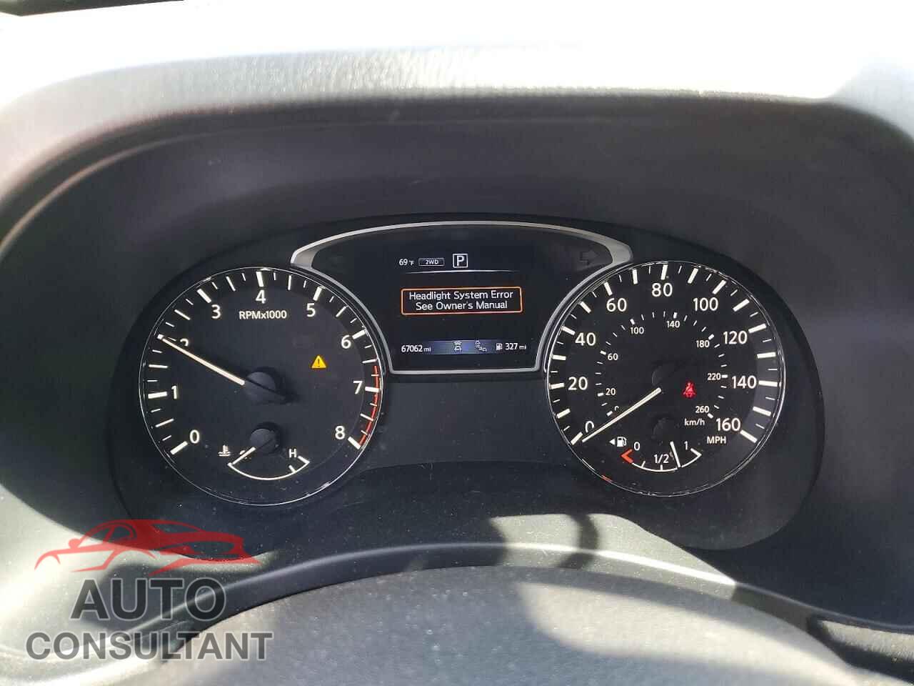 NISSAN PATHFINDER 2020 - 5N1DR2CM2LC644339