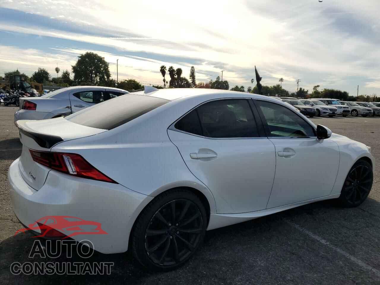 LEXUS IS 2016 - JTHBA1D27G5028669