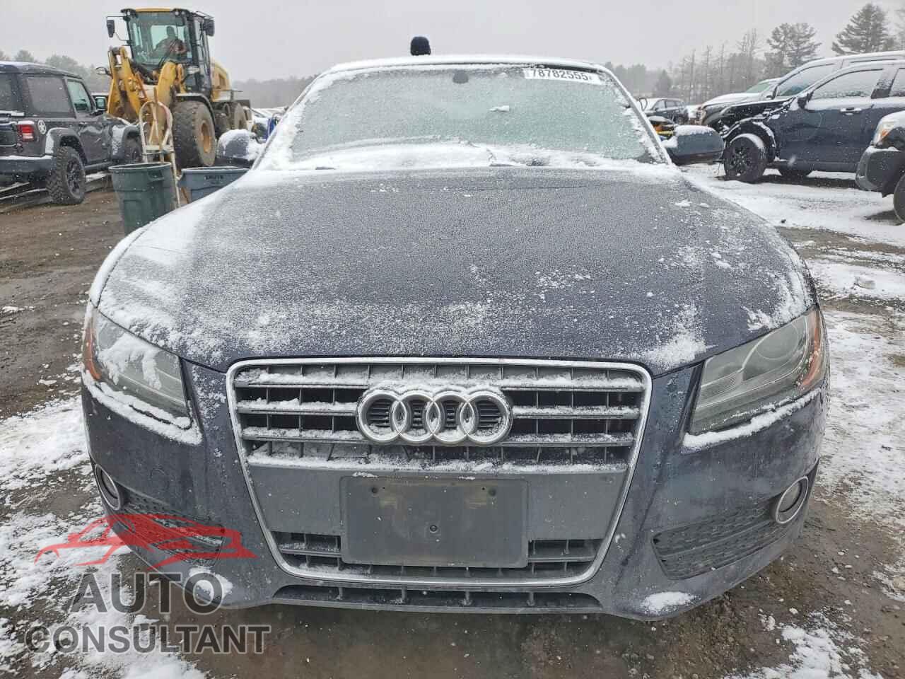 AUDI A5 2012 - WAUJFAFH1CN000535